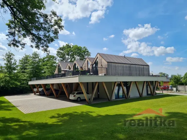 Pronájem bytu 2+kk, Opava, Na Prachovníku, 60 m2