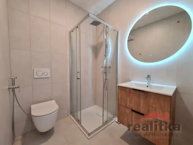Pronájem bytu 2+kk, Opava, Na Prachovníku, 60 m2
