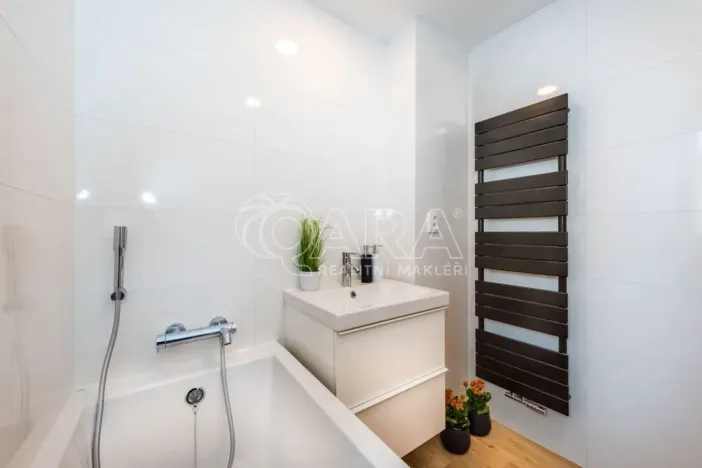 Pronájem bytu 2+1, Rtyně v Podkrkonoší, K Jídelně, 58 m2
