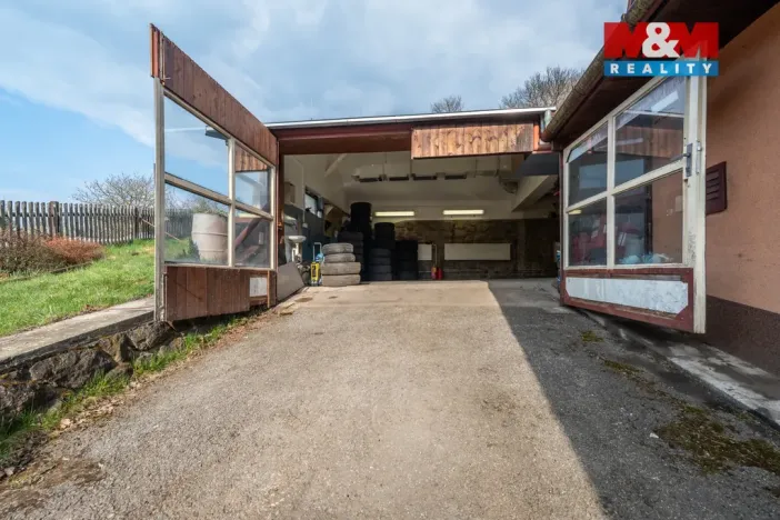 Prodej garáže, Vsetín, Nepřejov, 240 m2