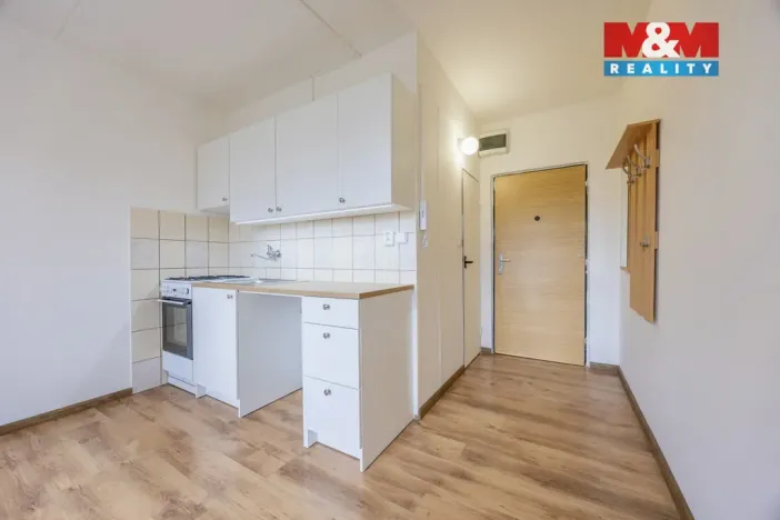 Prodej bytu 1+1, Klášterec nad Ohří - Miřetice u Klášterce nad Ohří, Dukelská, 39 m2