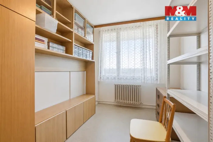 Prodej bytu 2+1, Kralupy nad Vltavou - Lobeček, Krakovská, 40 m2