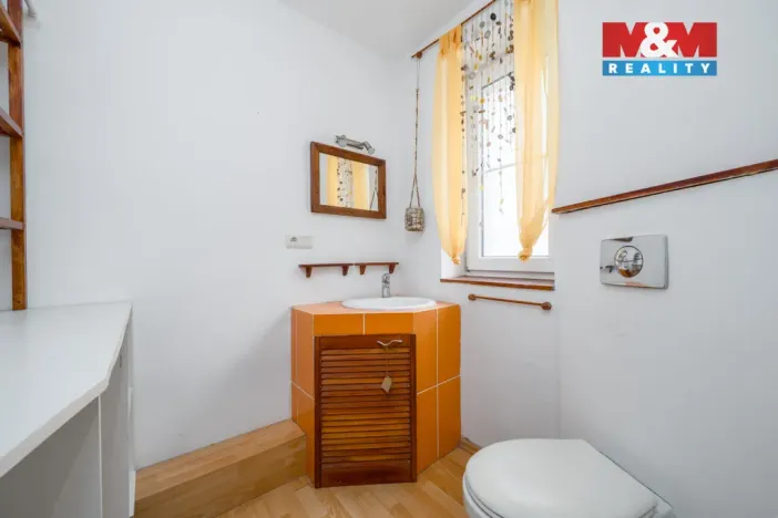Prodej bytu 3+1, Teplice - Trnovany, Fügnerova, 76 m2