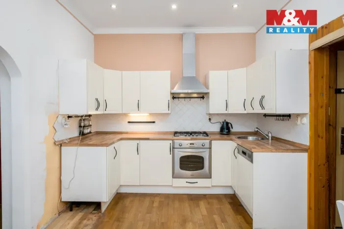 Prodej bytu 3+1, Teplice - Trnovany, Fügnerova, 76 m2
