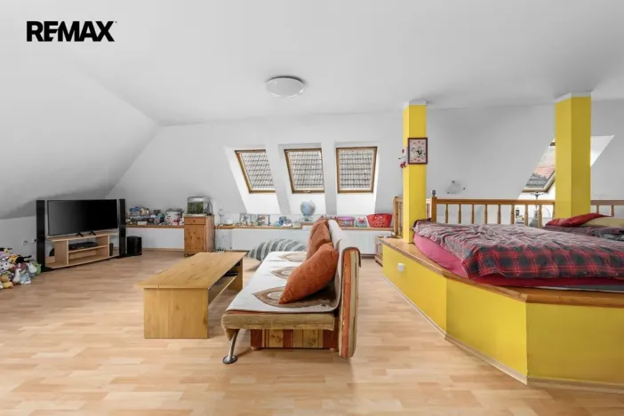 Prodej atypického bytu, Volyně, náměstí Svobody, 126 m2
