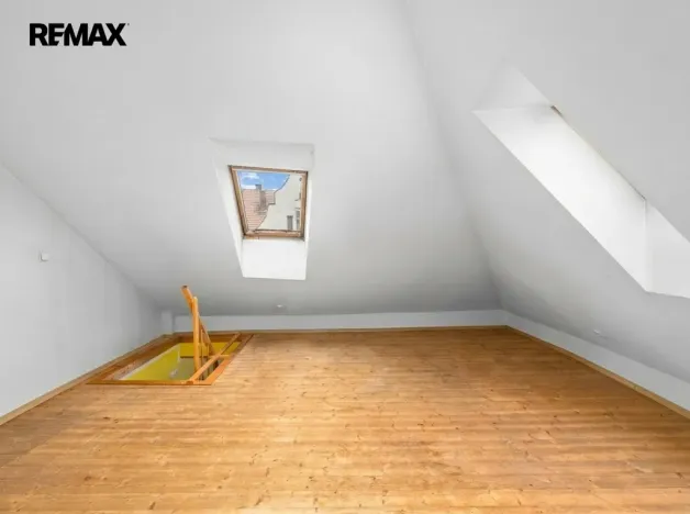 Prodej atypického bytu, Volyně, náměstí Svobody, 126 m2