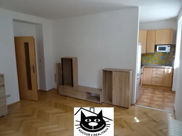 Pronájem bytu 2+kk, Příbram, náměstí 17. listopadu, 39 m2