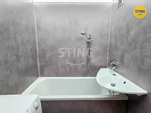 Prodej bytu 2+1, Karviná, Bratr. Veverkových, 56 m2