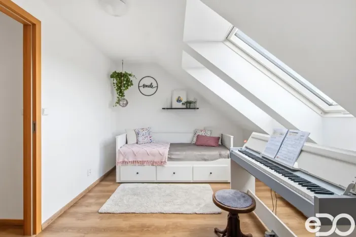 Prodej bytu 3+kk, Praha - Ďáblice, K náměstí, 102 m2