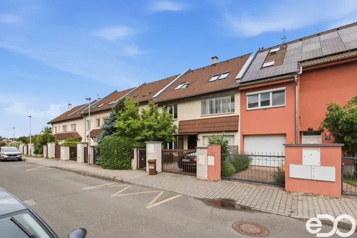 Prodej bytu 3+kk, Praha - Ďáblice, K náměstí, 102 m2
