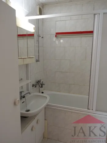 Pronájem bytu 3+1, Hrádek, 76 m2
