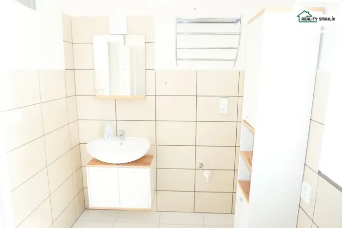 Pronájem bytu 1+1, Františkovy Lázně - Horní Lomany, Americká, 45 m2