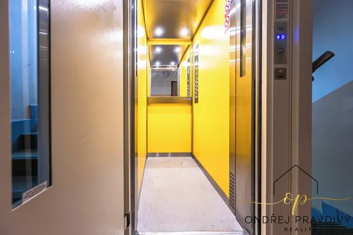Prodej bytu 1+1, Beroun, Švermova, 34 m2