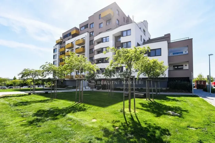 Pronájem bytu 2+kk, Praha - Dolní Měcholupy, Honzíkova, 54 m2