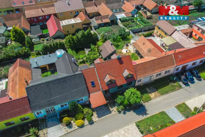 Prodej rodinného domu, Hovorany, 262 m2