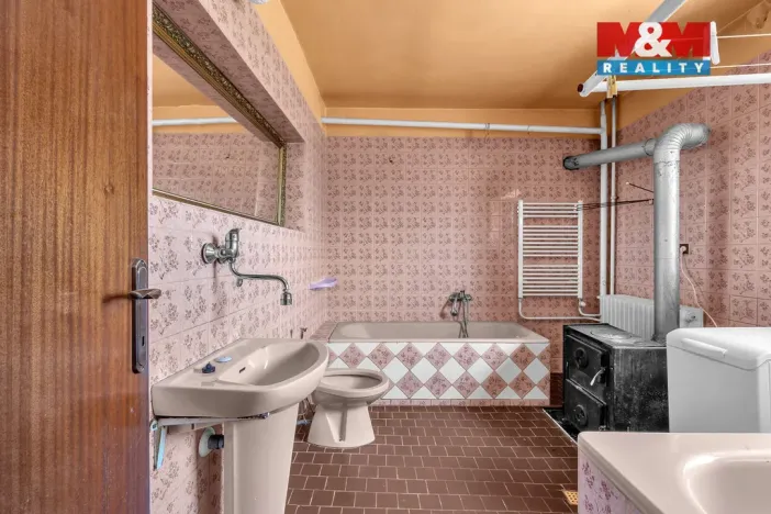 Prodej rodinného domu, Rovensko pod Troskami, Riegrova, 150 m2