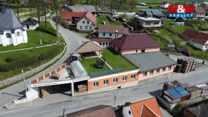 Pronájem rodinného domu, Spálov, 180 m2