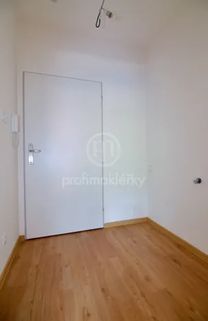 Prodej bytu 2+kk, Oslavany, Široká, 44 m2
