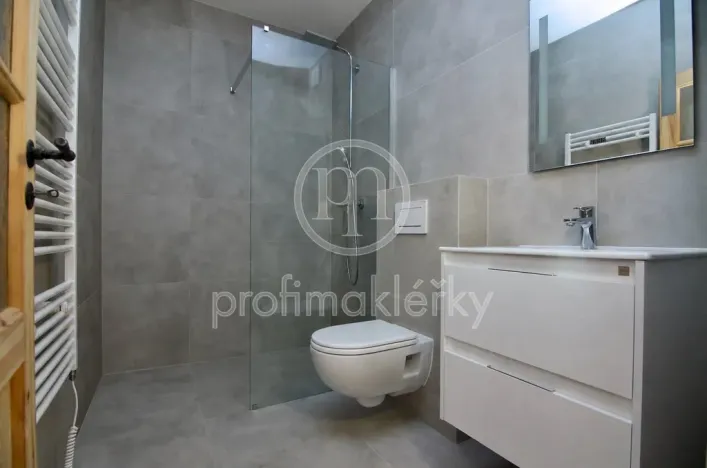 Prodej bytu 2+kk, Oslavany, Široká, 44 m2