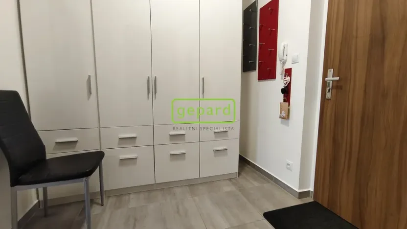 Pronájem bytu 1+kk, Brno - Žebětín, Lišejníková, 31 m2
