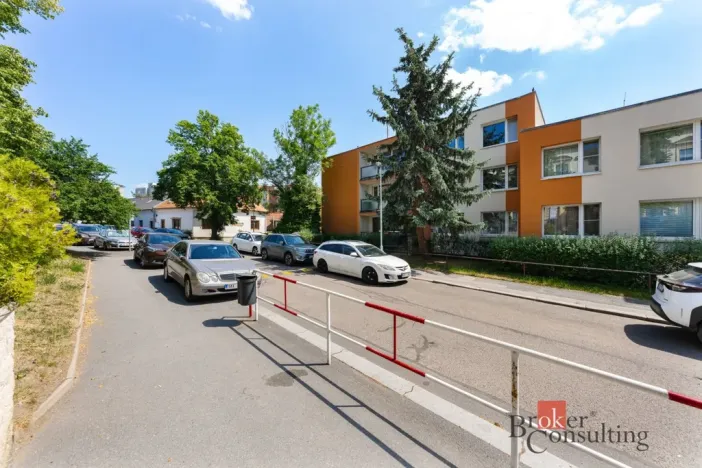 Prodej bytu 3+1, Praha - Hostivař, Trhanovské náměstí, 74 m2