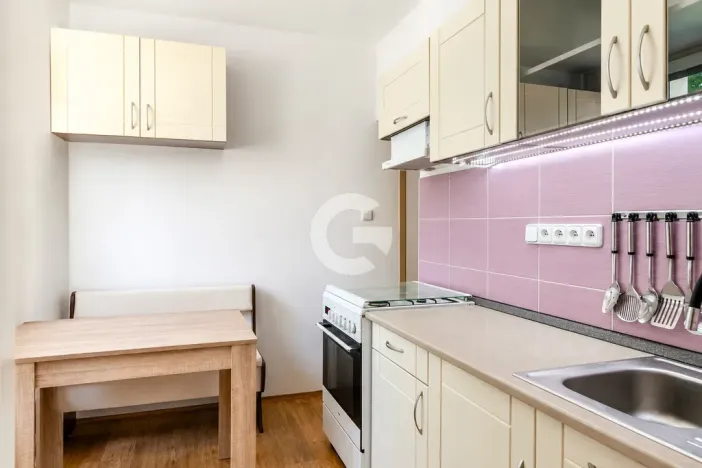 Prodej bytu 3+1, Zlín, Česká, 69 m2