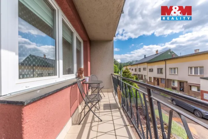Prodej rodinného domu, Benešov u Semil, 270 m2