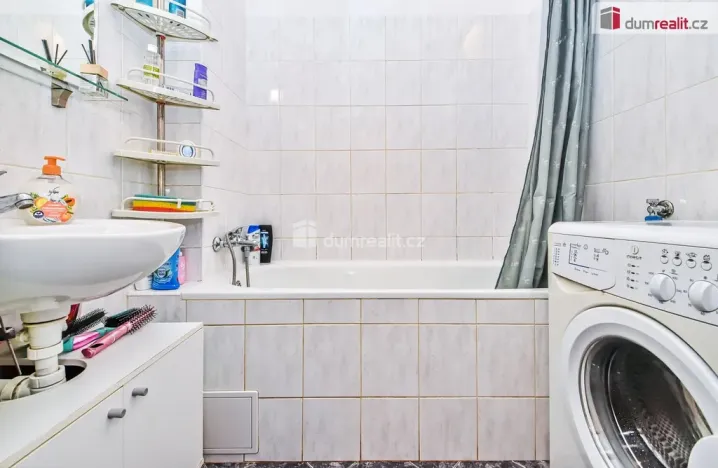 Prodej bytu 1+kk, Praha - Letňany, Bohumínská, 40 m2