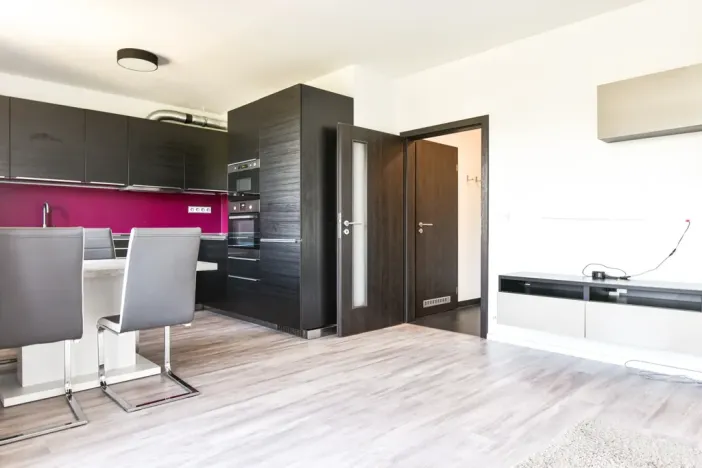 Pronájem bytu 1+kk, Praha - Hloubětín, Granitova, 40 m2