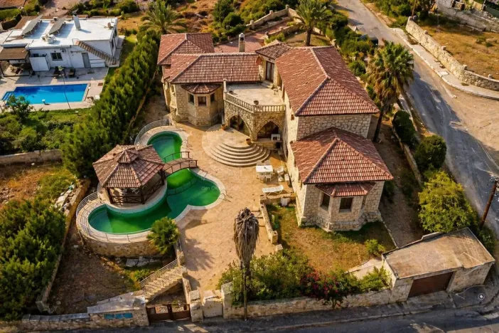 Prodej vily, Karşıyaka,Kypr, 250 m2