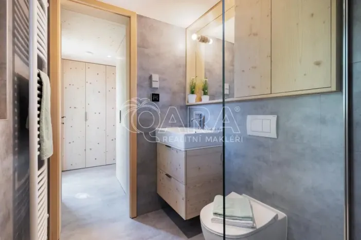 Prodej pozemku pro bydlení, Mníšek pod Brdy, V Zahrádkách, 2100 m2