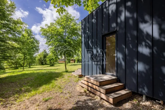 Prodej pozemku pro bydlení, Mníšek pod Brdy, V Zahrádkách, 2100 m2