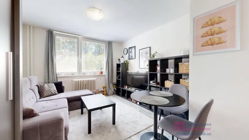 Prodej bytu 2+kk, Břeclav, Slovácká, 36 m2