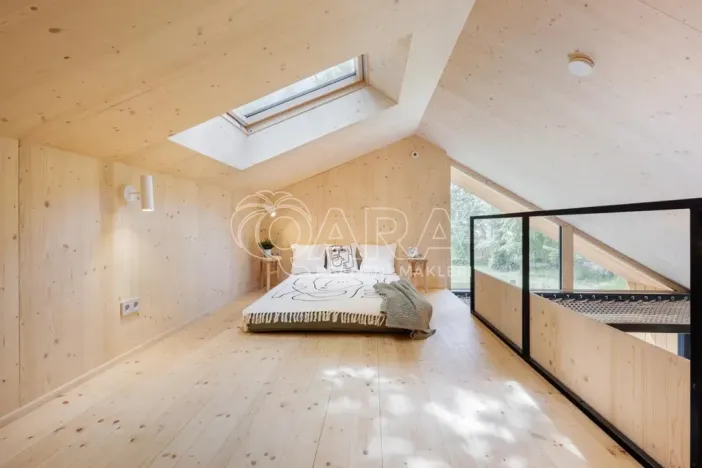Prodej rodinného domu, Mníšek pod Brdy, V Zahrádkách, 50 m2
