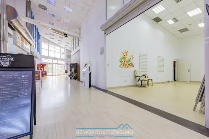 Pronájem obchodního prostoru, Chvalovice - Hatě, 27 m2