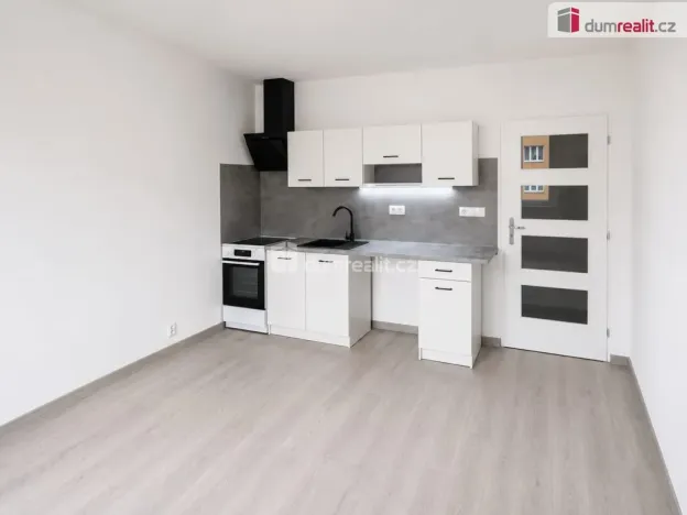 Pronájem bytu 1+kk, Jirkov, Studentská, 20 m2