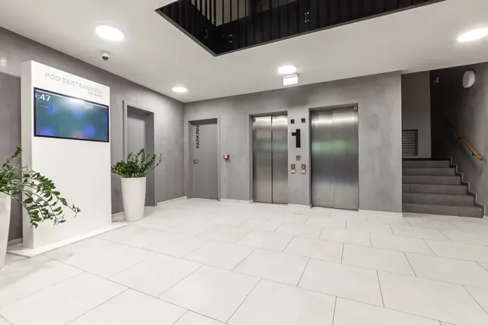 Prodej bytu 2+kk, Praha - Smíchov, U Blaženky, 53 m2