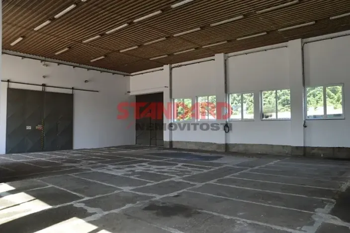 Pronájem výrobních prostor, Neurazy, 273 m2