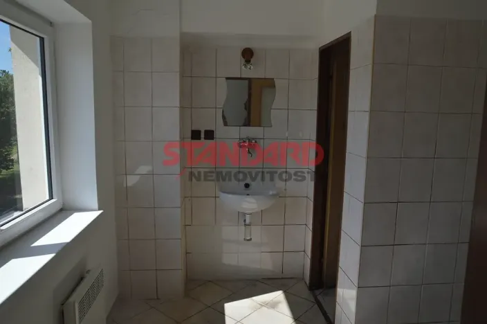 Pronájem výrobních prostor, Neurazy, 273 m2