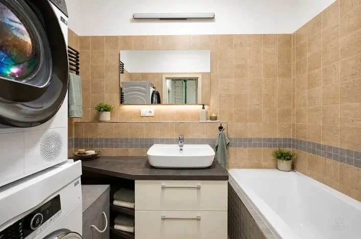 Prodej bytu 3+kk, Praha - Kyje, Sicherova, 67 m2