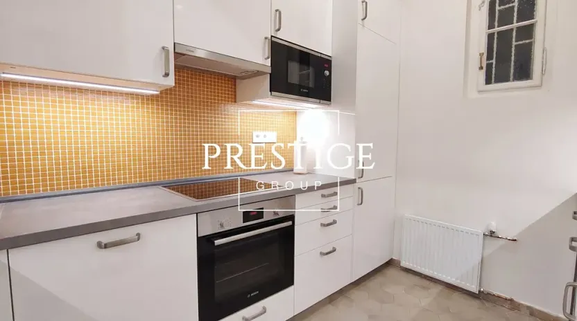 Pronájem bytu 1+1, Praha - Nové Město, Hálkova, 32 m2