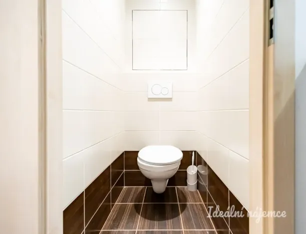Pronájem bytu 2+1, Praha - Střížkov, Střížkovská, 54 m2