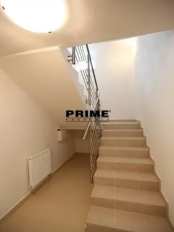 Pronájem rodinného domu, Průhonice, Pod Valem II., 350 m2