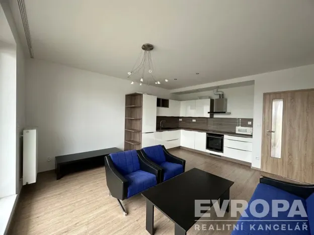 Pronájem bytu 2+kk, Plzeň - Újezd, Diamantová, 70 m2