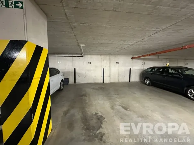 Pronájem bytu 2+kk, Plzeň - Újezd, Diamantová, 70 m2