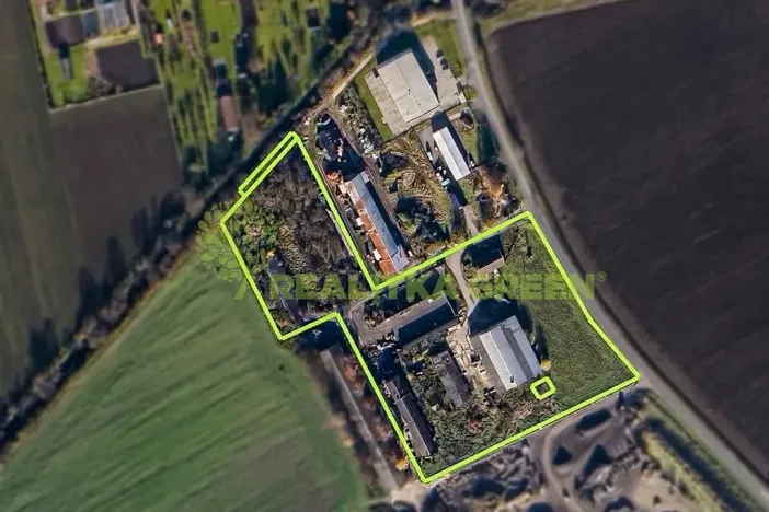 Prodej komerčního pozemku, Holešov, 27330 m2