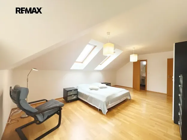 Prodej rodinného domu, Zdiby, U Louže, 275 m2