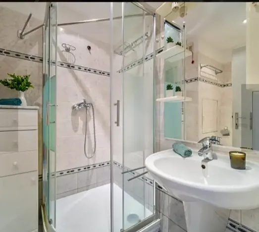 Pronájem bytu 2+kk, Praha - Petrovice, Jakobiho, 43 m2