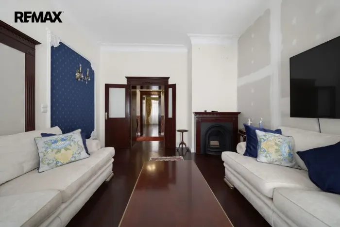 Prodej bytu 3+1, Karlovy Vary, nábřeží Jana Palacha, 94 m2