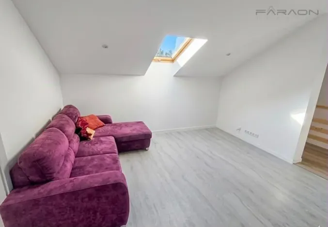 Pronájem bytu 3+kk, Dobřejovice, Košumberk, 70 m2